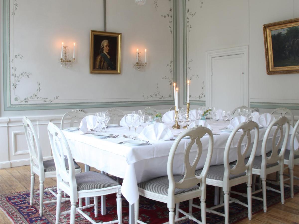 Soedertuna Slott Gnesta Buitenkant foto