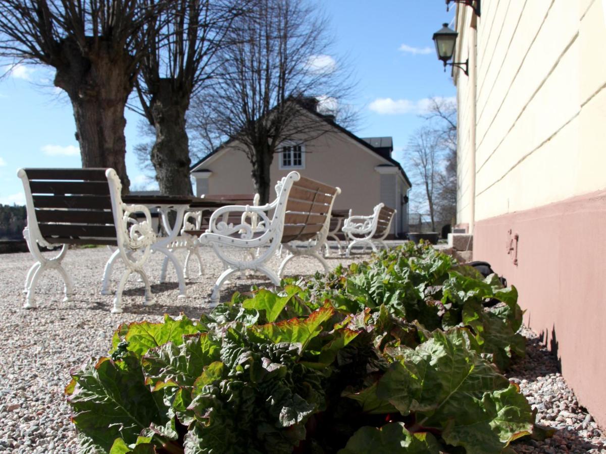 Soedertuna Slott Gnesta Buitenkant foto