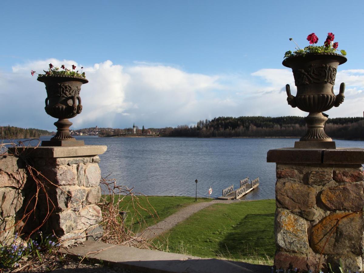 Soedertuna Slott Gnesta Buitenkant foto