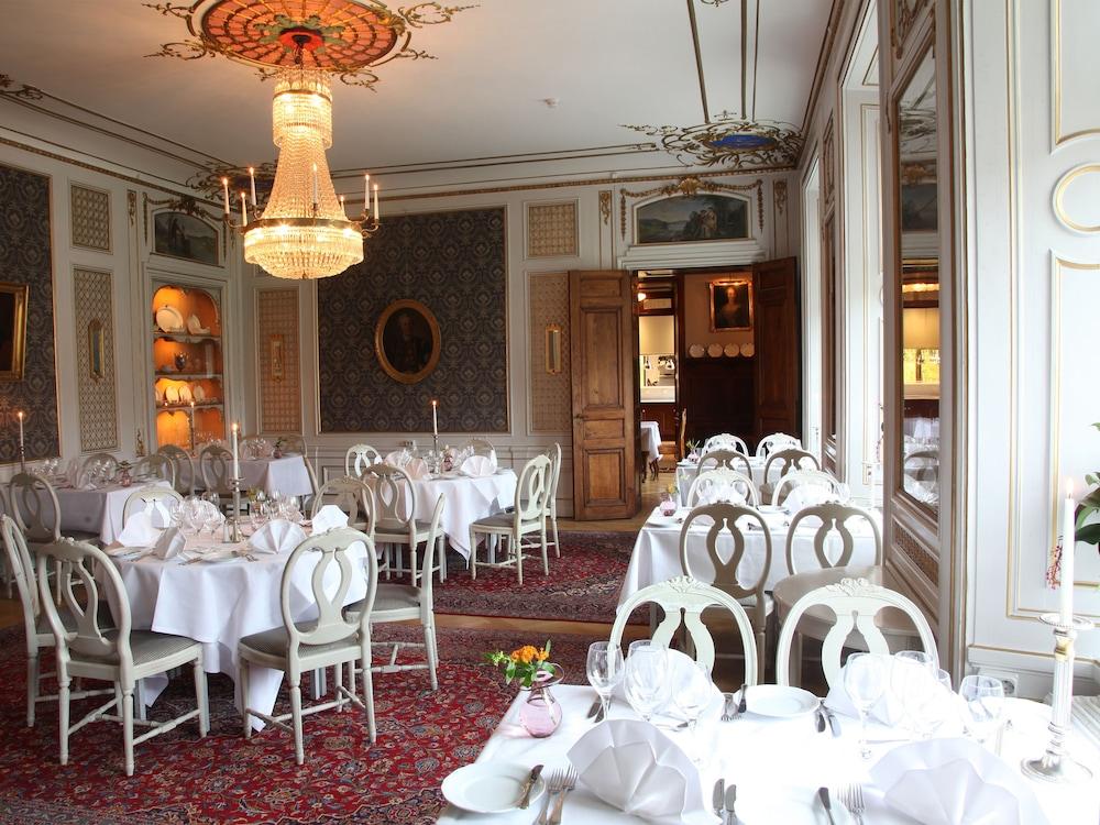 Soedertuna Slott Gnesta Buitenkant foto
